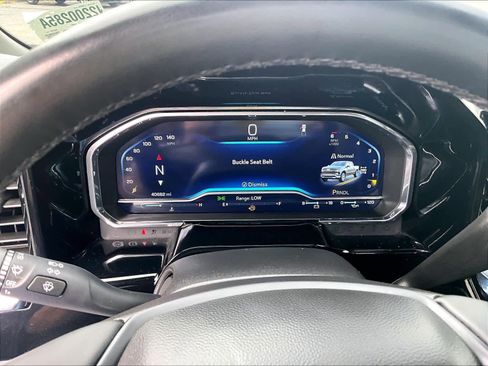 Used 2023 Chevrolet Silverado 1500 RST image 25