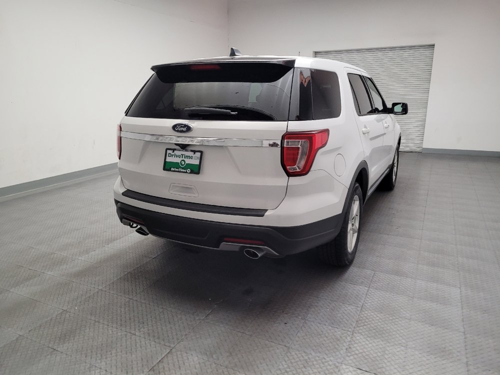 Used 2018 Ford Explorer XLT FWD image 7
