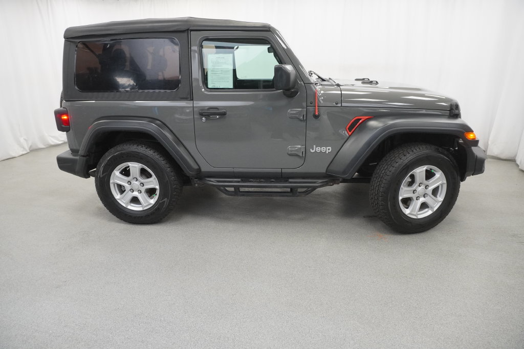 Used 2019 Jeep Wrangler Sport w/ Quick Order Package 24S AWD/4WD image 17
