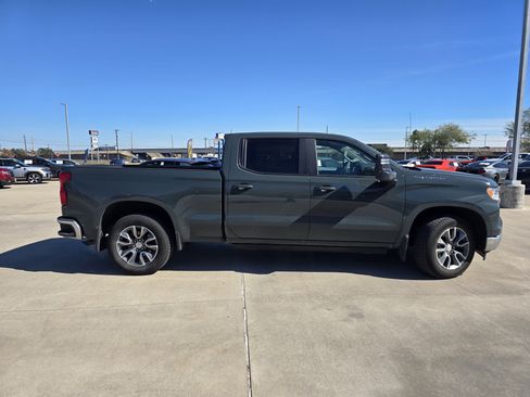 Used 2026 Chevrolet Silverado 1500 LT w/ Leather Package image 2