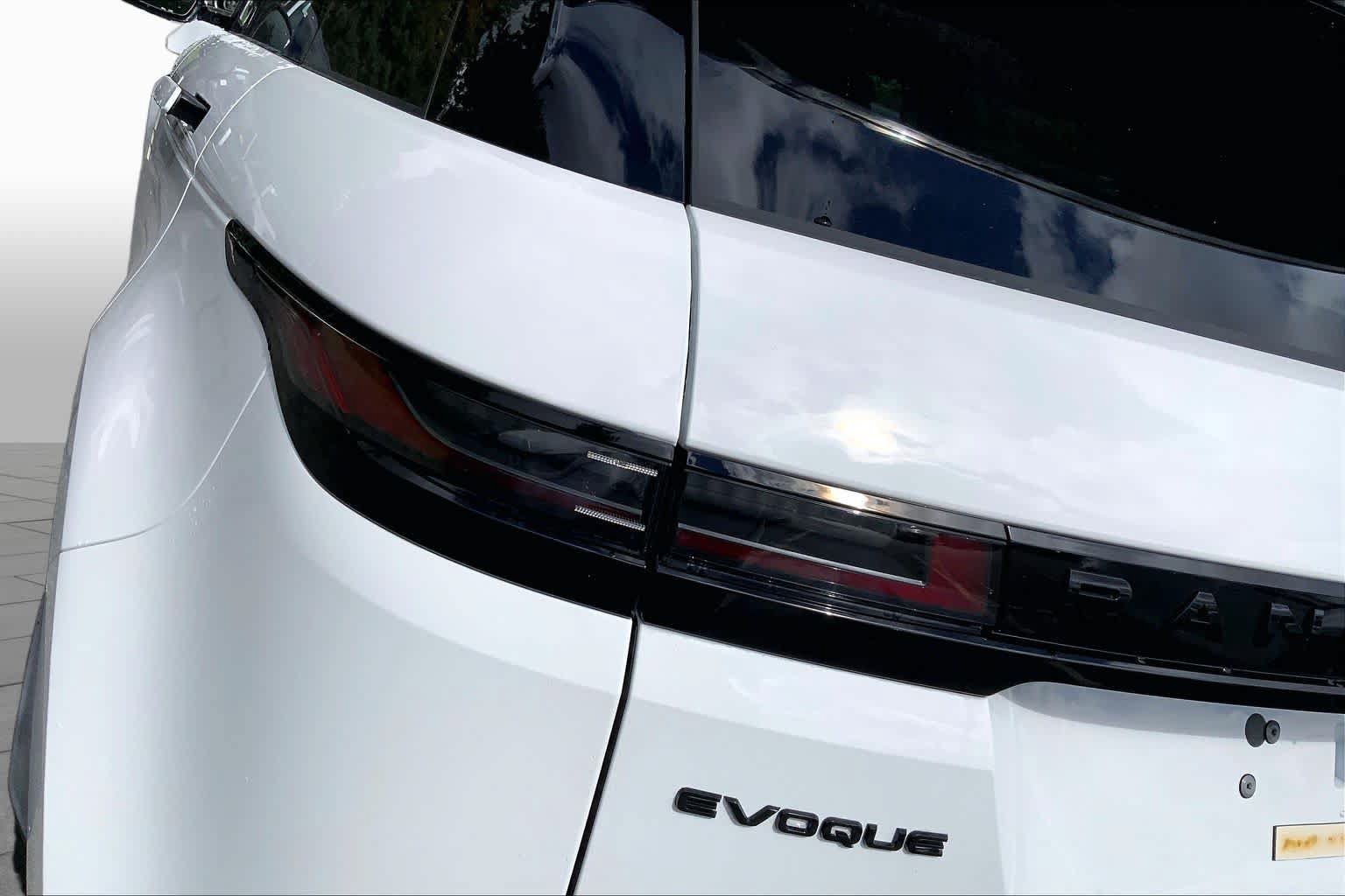 New 2026 Land Rover Range Rover Evoque S AWD/4WD image 5