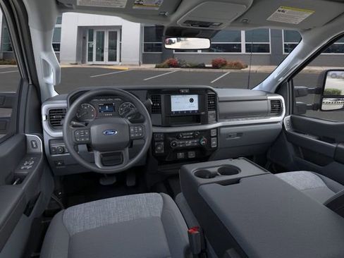 New 2026 Ford F250 XLT image 9