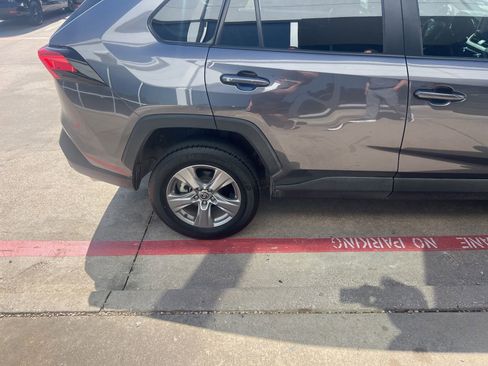 Used 2024 Toyota RAV4 XLE w/ Convenience Package FWD image 13