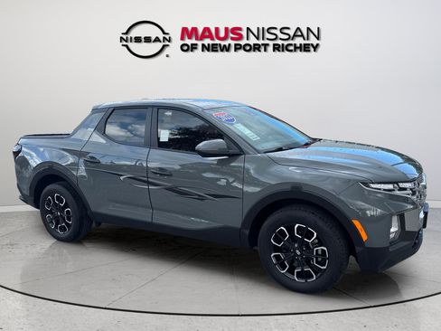 Used 2023 Hyundai Santa Cruz SEL w/ Cargo Package FWD image 13
