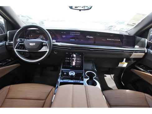 New 2026 Cadillac Escalade Luxury w/ Touring Package AWD/4WD image 9