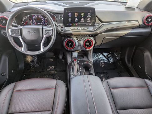 Used 2025 Chevrolet Blazer RS image 24