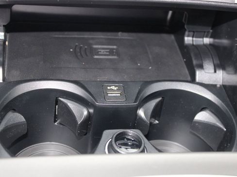 Used 2026 BMW 230i Coupe w/ Premium Package image 28