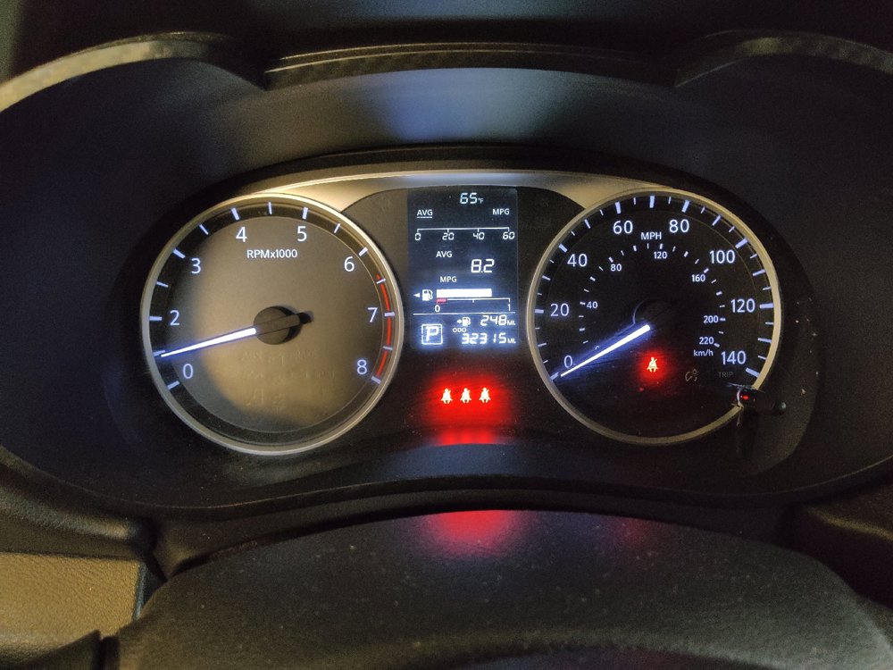 Used 2025 Nissan Versa S w/ Trunk Package FWD image 23