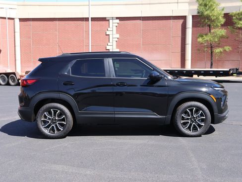 New 2026 Chevrolet TrailBlazer ACTIV w/ Convenience Package FWD image 33