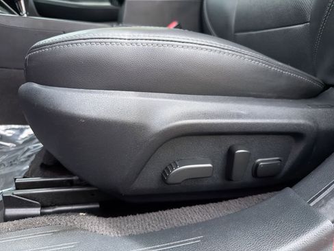 Used 2019 Subaru Legacy 2.5i Limited AWD/4WD image 18