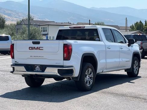Used 2022 GMC Sierra 1500 SLT AWD/4WD image 8