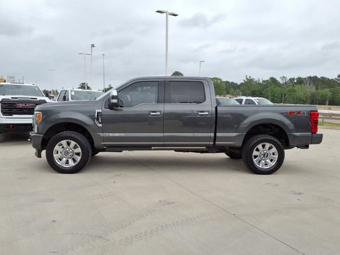 Used 2019 Ford F250 Platinum w/ Platinum Ultimate Package AWD/4WD image 8