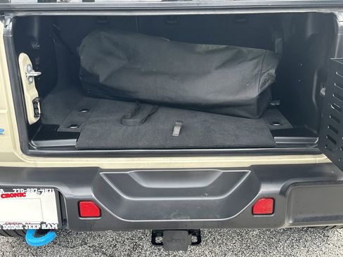 Used 2022 Jeep Wrangler Unlimited Sahara w/ Cold Weather Group image 19