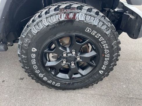 Used 2021 Jeep Wrangler Unlimited Willys image 10