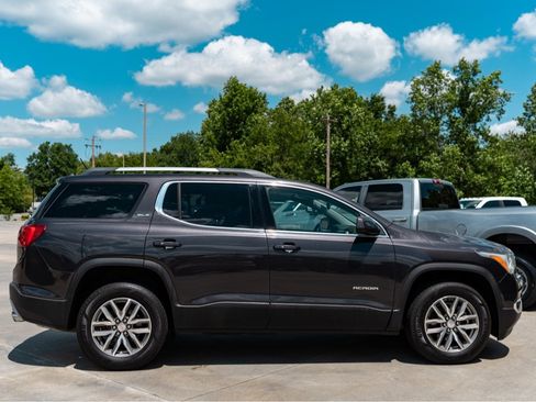 Used 2017 GMC Acadia SLE w/ Driver Alert Package I FWD image 6