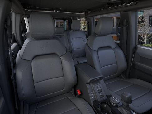 New 2026 Ford Bronco Big Bend w/ Black Diamond Package AWD/4WD image 10