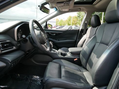 Used 2022 Subaru Outback Limited AWD/4WD image 21