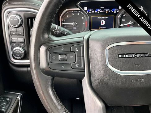 Used 2022 GMC Sierra 2500 Denali w/ Denali Ultimate Package AWD/4WD image 13