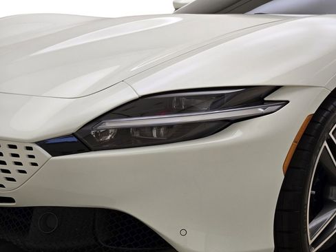 Used 2024 Ferrari Roma image 5