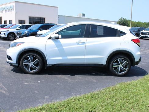 Used 2022 Honda HR-V EX image 4