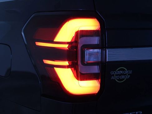 Used 2022 Ford Expedition Max Limited image 56