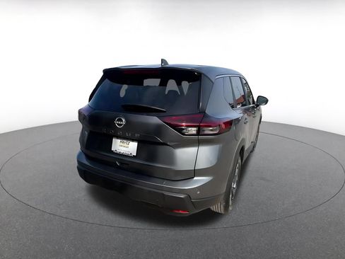 Used 2025 Nissan Rogue SV FWD image 14