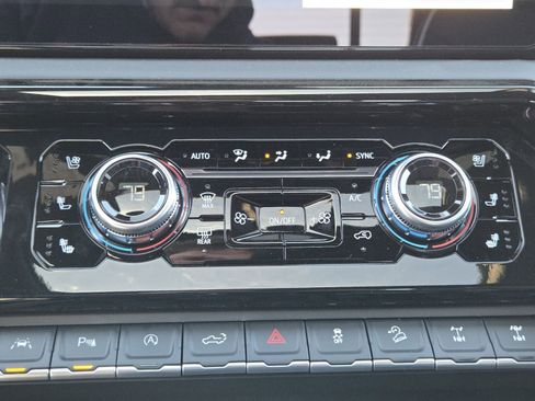 New 2026 GMC Sierra 1500 AT4X w/ AT4X AEV Edition image 36