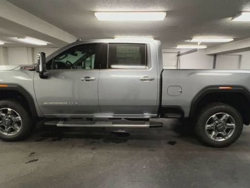 New 2026 GMC Sierra 2500 SLT w/ SLT Premium Package AWD/4WD image 5