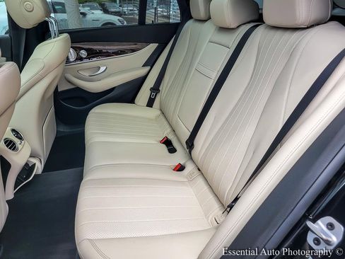 Used 2020 Mercedes-Benz E 450 4MATIC Wagon image 11