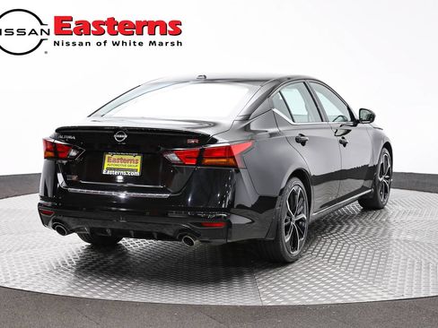 Used 2023 Nissan Altima 2.5 SR FWD image 5