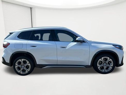 Used 2025 BMW X1 xDrive28i AWD/4WD image 4