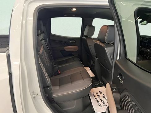 Certified 2025 GMC Canyon Denali AWD/4WD image 7