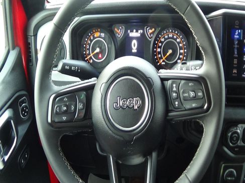 Certified 2025 Jeep Wrangler Unlimited Sport AWD/4WD image 20