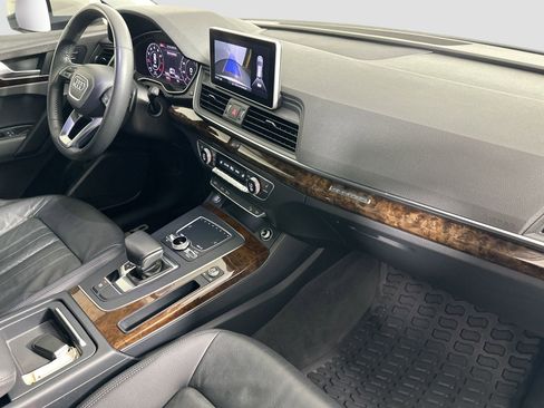 Used 2018 Audi Q5 2.0T Premium image 28