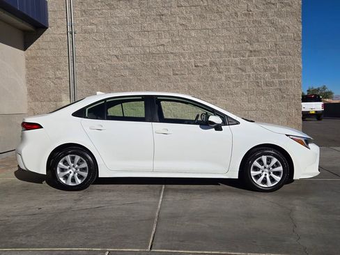 Used 2024 Toyota Corolla LE image 6