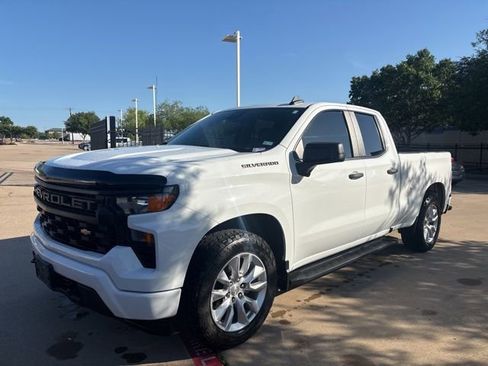 Used 2024 Chevrolet Silverado 1500 Custom RWD image 1