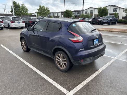 Used 2017 Nissan Juke S FWD image 3