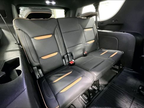 Used 2021 GMC Yukon XL AT4 w/ AT4 Premium Plus Package image 37