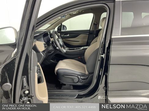 Used 2023 Hyundai Santa Fe SE image 11