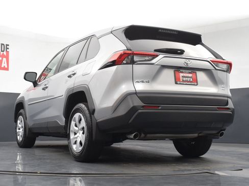 Used 2025 Toyota RAV4 LE AWD/4WD image 26