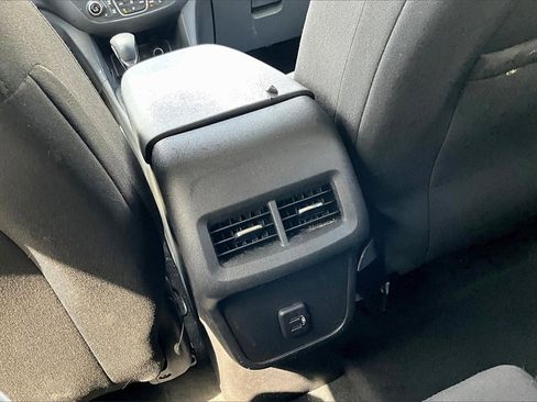 Used 2023 Chevrolet Equinox LT w/ Driver Convenience Package image 31