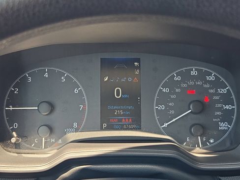 Certified 2025 Toyota Corolla LE FWD image 22