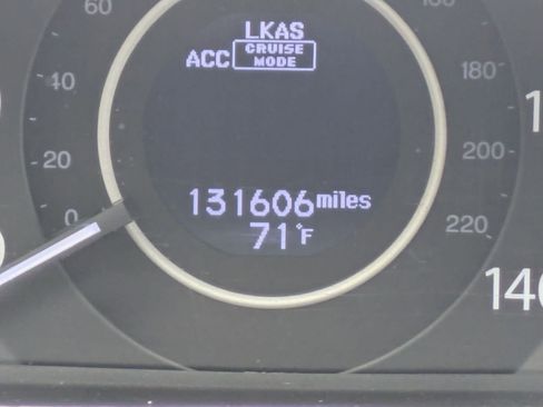 Used 2015 Honda CR-V Touring image 11