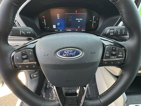 New 2026 Ford Escape Active w/ Tech Pack #1 AWD/4WD image 18