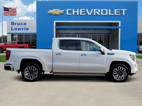 Used 2023 GMC Sierra 1500 Denali Ultimate AWD/4WD image 5