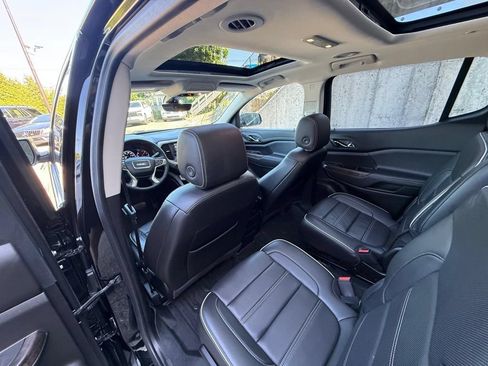 Used 2023 GMC Acadia Denali w/ Black Diamond Edition AWD/4WD image 50