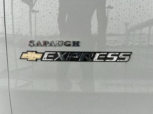 New 2026 Chevrolet Express 3500 LS image 30