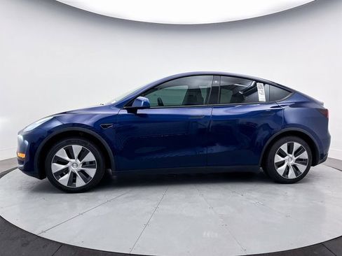 Used 2021 Tesla Model Y 2WD image 28