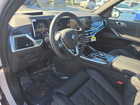 New 2026 BMW X5 xDrive40i w/ Executive Package image 16