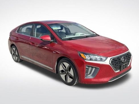 Used 2020 Hyundai Ioniq SEL image 9